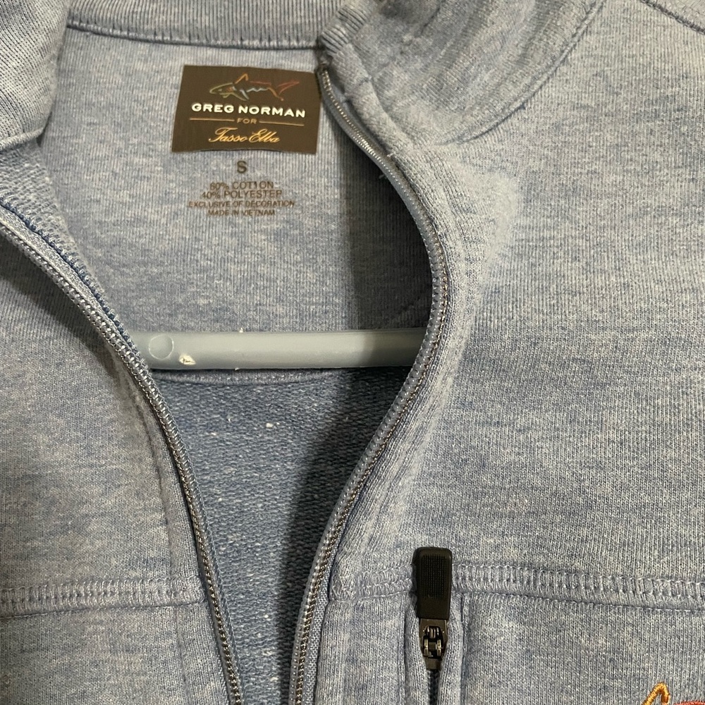 1/4 zip pullover, Columbia brand, light blue, like new